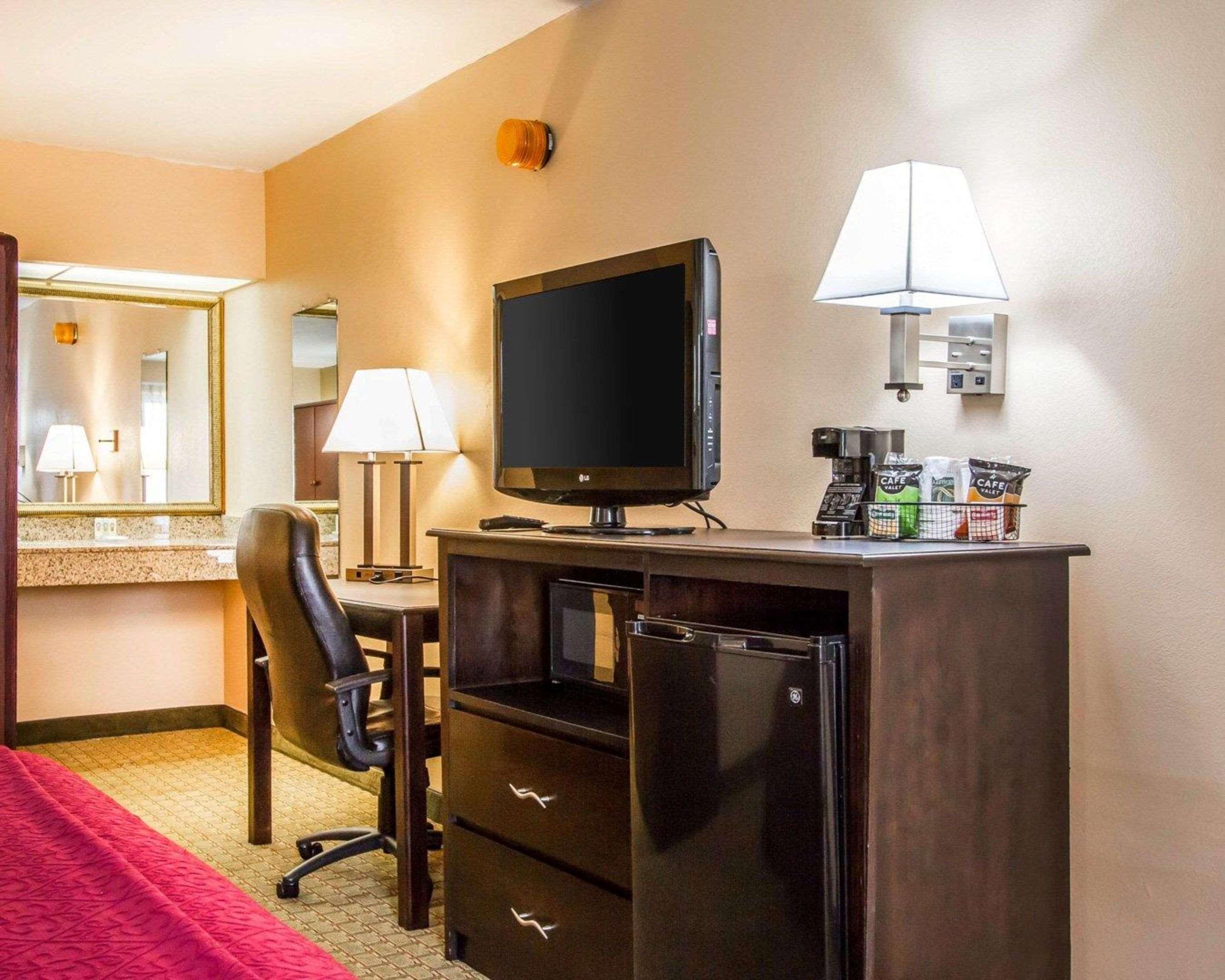 Quality Inn Foley Exterior photo